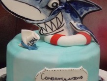 Graduating-Shark-cake