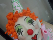 clown-face-cake