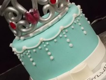 small-tiara-cake