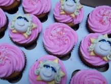 Miss-Piggy-cupcakes