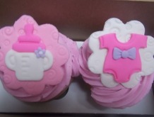 girl-baby-shower-cupcakes