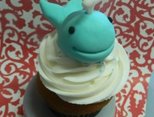 whale-cupcake